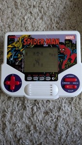 Tiger Electronics Handheld Spider-Man Tested Working Video Game 2020 Marvel GUC