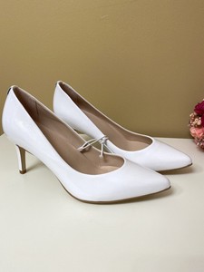white heels size 8