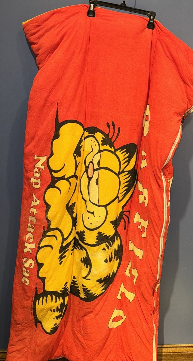 garfield sleeping bag, Vintage 1978, Thread Bare In Places