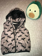 H M Youth Batman sleeveless jacket Boys SZ 3-4Y hooded batman themed coat