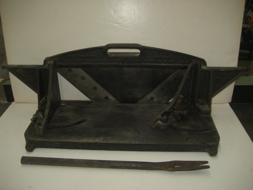 Antique Oliver Cutter Guillotine Miter Trimmer Patent Date Feb. 23, 1897 - Picture 2 of 10