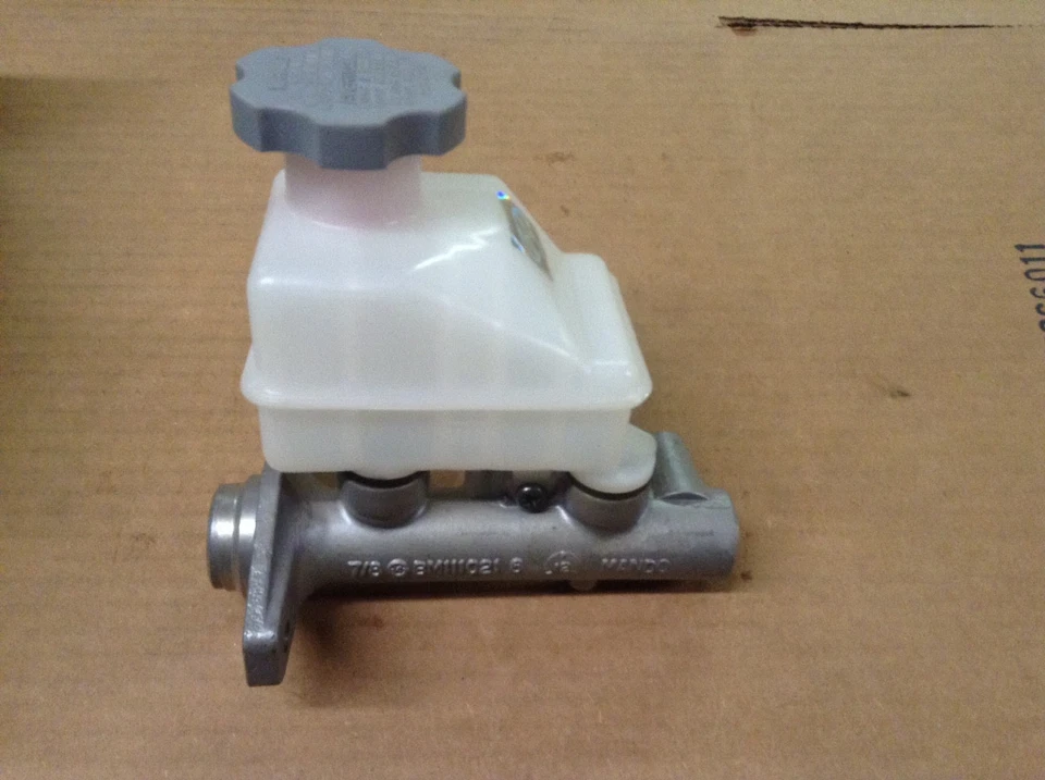 全新 ARI M52713 制动主缸 | 适合 97-98 现代 Tiburon Elantra — 第 3/4 张图片