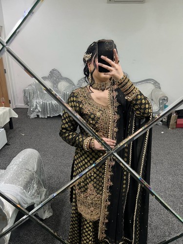 Asian Pakistani Indian wedding/party wear dress with Plazo Pants And Scarf - Picture 2 of 11