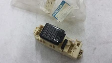 Genuine Mazda 323 BG Fuse Box Central Electrics Fuse Box
