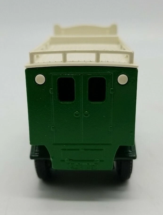 Matchbox 1910 Renault PERRIER WATER Delivery Van Y-25 Models of Yesteryear 1983 - Image 4 of 4