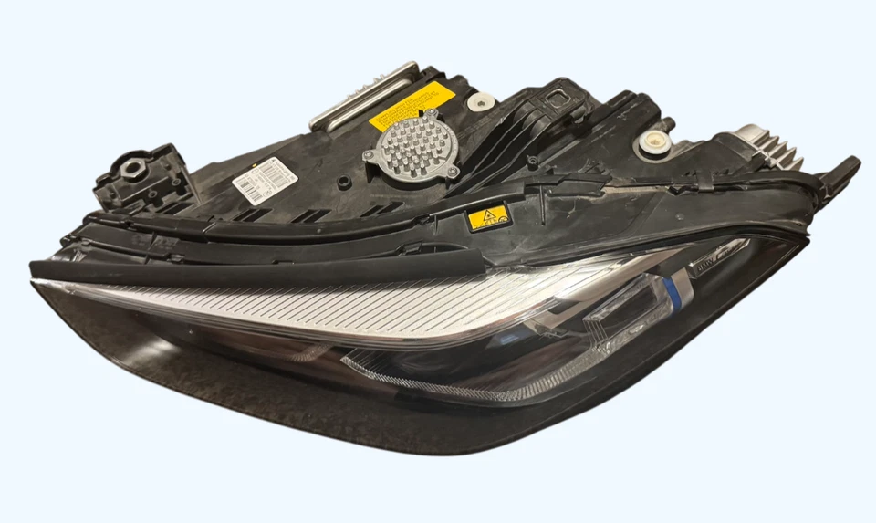 Faro LED láser izquierdo del lado del conductor OEM BMW SERIE 8 840i M8 2019-2025 Foto 4 de 4