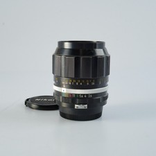 VERY GOOD Nikon Non Ai NIKKOR-P Auto 105mm F/2.5 Prime Lens