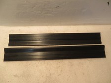 BMW E36 Limo/ Touring Einstiegsleisten für die Schweller vorne, 51.47-1977013.