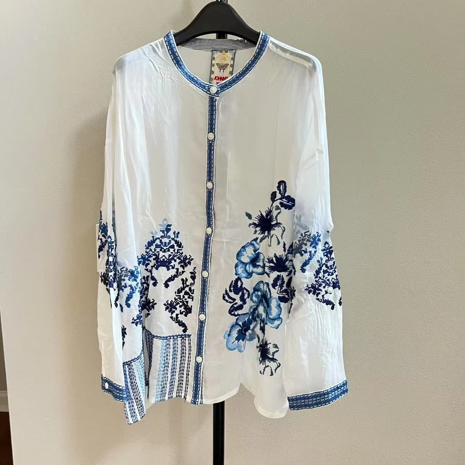 全新带标签 Johnny Was 刺绣花卉长袖上衣衬衫衬衫,尺寸 XXL 蓝色 — 第 3/4 张图片