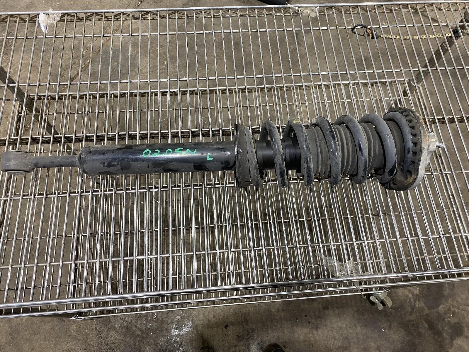 14-17 Ghibli Driver LH Left Front LF Suspension Coilspring Strut Shock OEM Unit