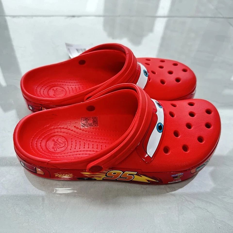 McQueen Crocs Clogs Unisex Kinder/Erwachsene Disney Cars Schuhe UK SCHNELLER VERSAND - Bild 3 von 4