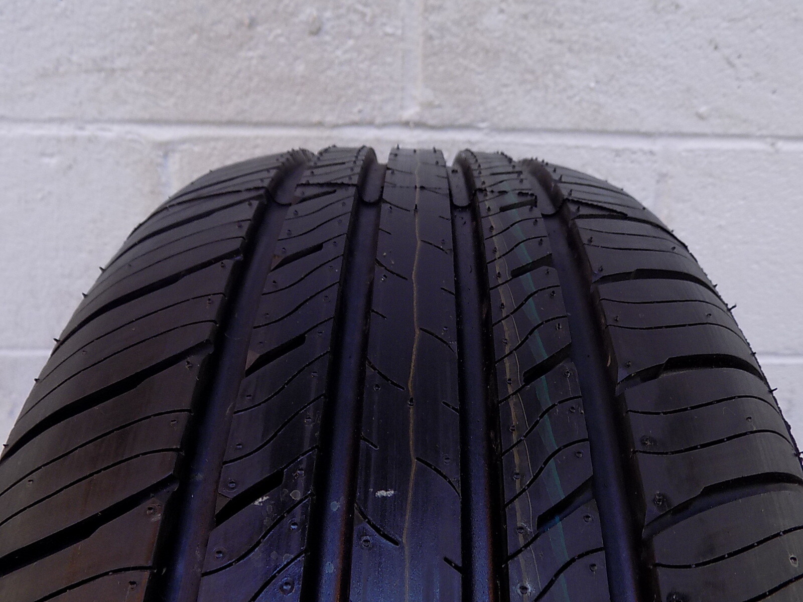 P215/55R17 Dextero Touring DTR1 94 V Used 10/32nds eBay