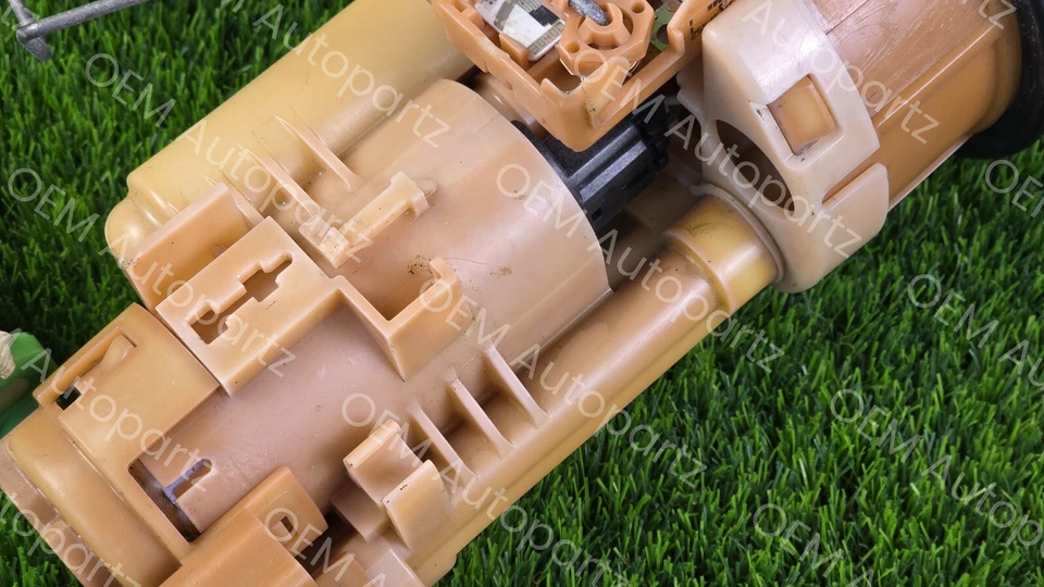 Toyota Supra ,Aristo 2jzGTE twin turbo 3.0 Fuel Sender Unit Pump 77020-30020 Oem - Image 4 of 4