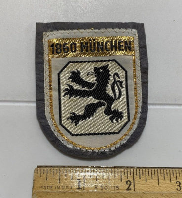Pin's FC TSV 1860 Munich - Insigne émaillé Football Allemand - Vintage