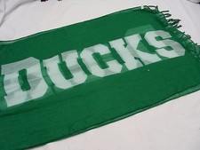 OREGON DUCKS - NCAA/FBS/PAC 12 - LIGHTWEIGHT POLYESTER - ONE SIZE - WIDE SCARF