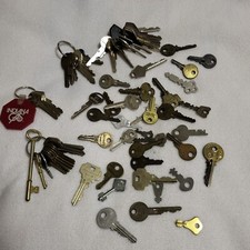 Lot of Miscellaneous Cut Keys House Cars 1 Skeleton Key Arts and Crafts