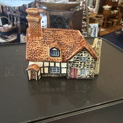 John Putnam s Heritage Houses. Herefordshire 17th Century Cottage With Dovecote 