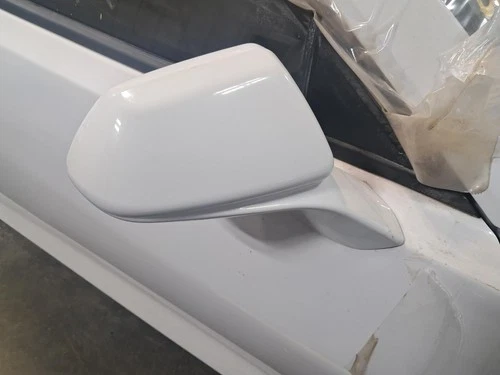 Used Right Door Mirror fits: 2018 Chevrolet Camaro Power non-heated opt DG7 Righ