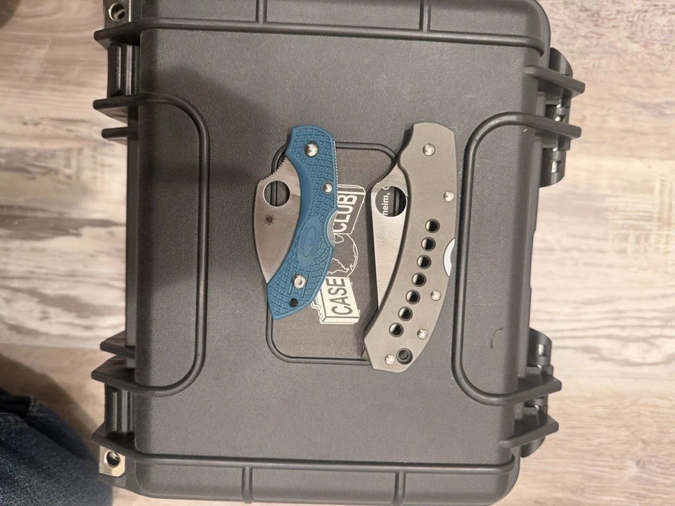 Básculas de linchamiento Spyderco Delica 4 K390, Dragonfly 2 K390 Foto 3 de 3