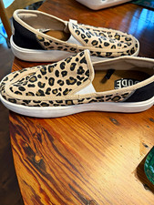 HEYDUDE Hey Dude Unisex Slip-On Low Top Sneak...