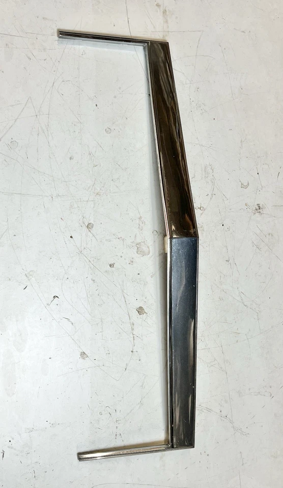 1980-92 CADILLAC RWD DEVILLE FLEETWOOD BROUGHAM CHROME GRILLE BEZEL NOS GM - Image 3 of 4