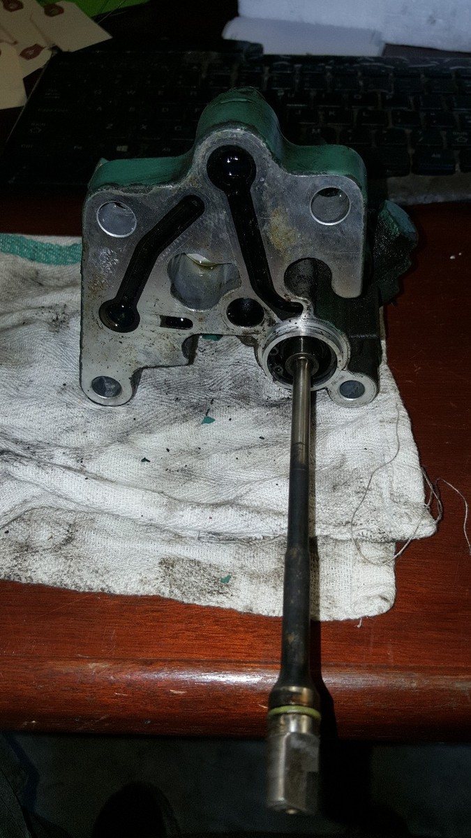 Volvo D12 Fuel Pump 20411997 | OE