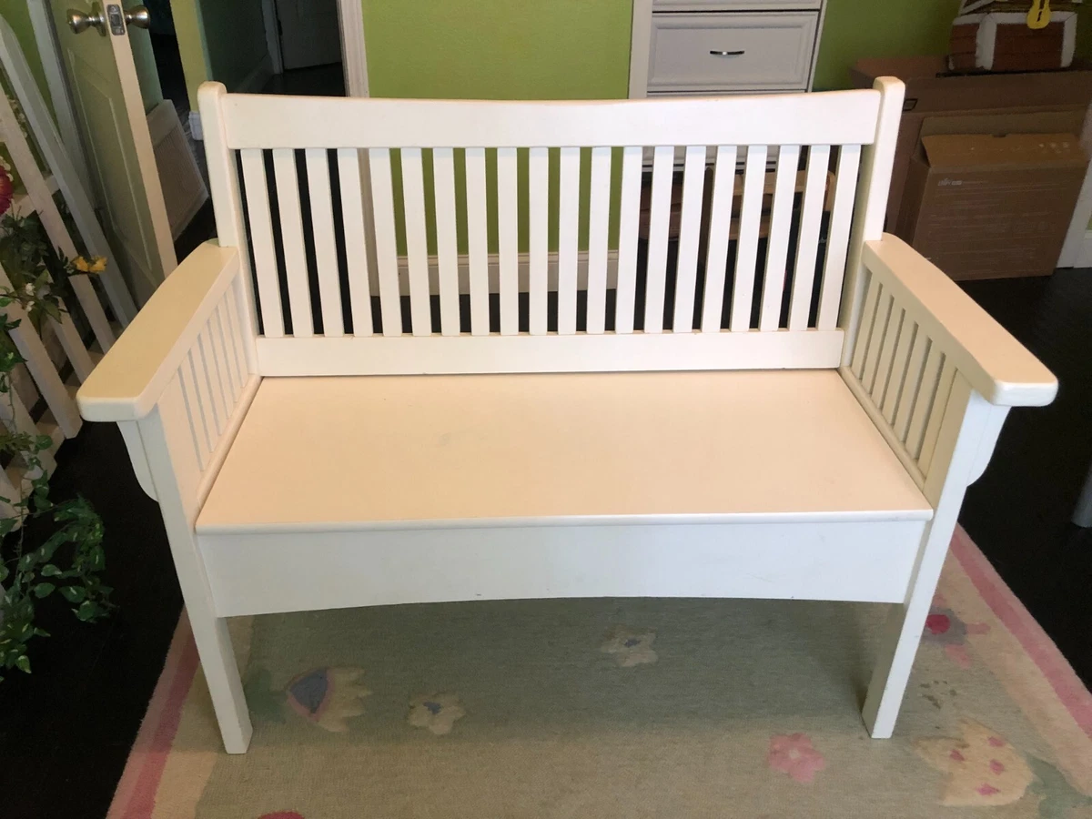 Bench for online girls room