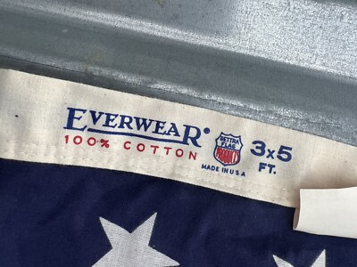 DETTRA EVERWEAR 3 x 5 American Flag ( Nice & Bright - Few spots