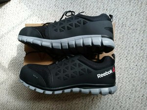 reebok sublite alloy toe