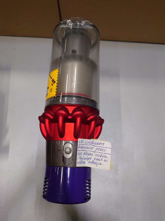 Dyson V10 Vacuum Used Weak Battery No Accessories
