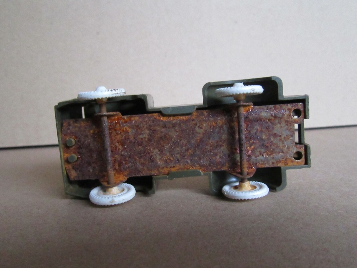 Camion Citerne BP Bernard Sesame France - Friction Vintage - Jouet Ancien
