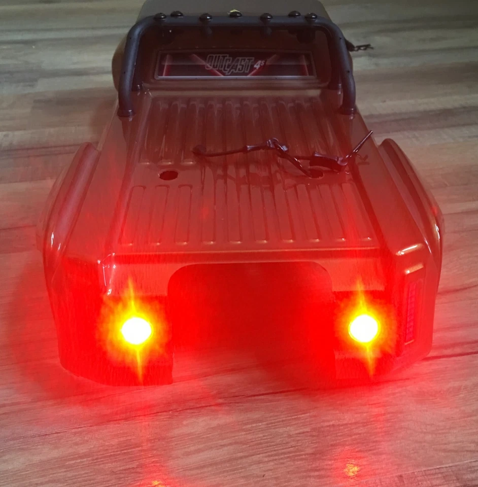 2 LED Felony blanco y 2 rojo escala 1/8 1/10 carreras 12RC 2HD2W2R Foto 4 de 4