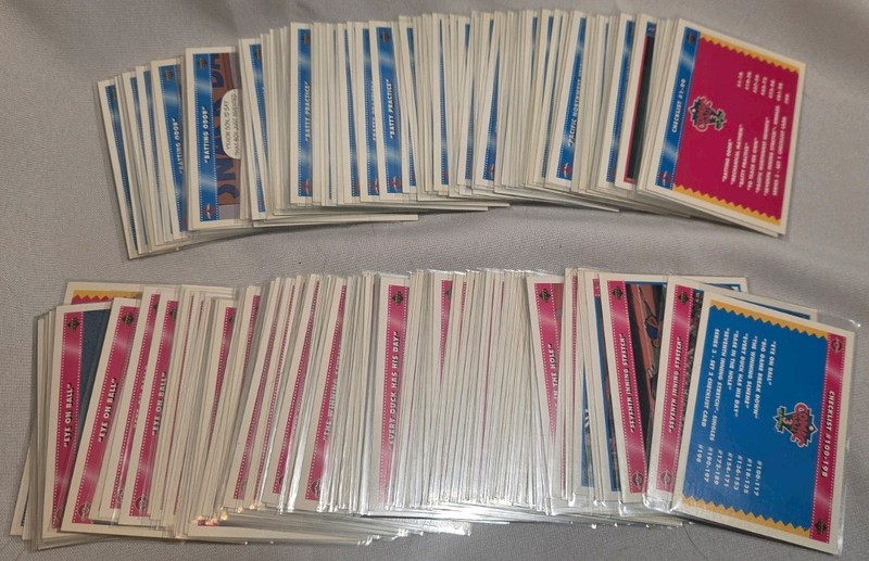 Looney Tunes MLB Trading Card Set Near Complete 182/198 Bugs Bunny Daffy Duck