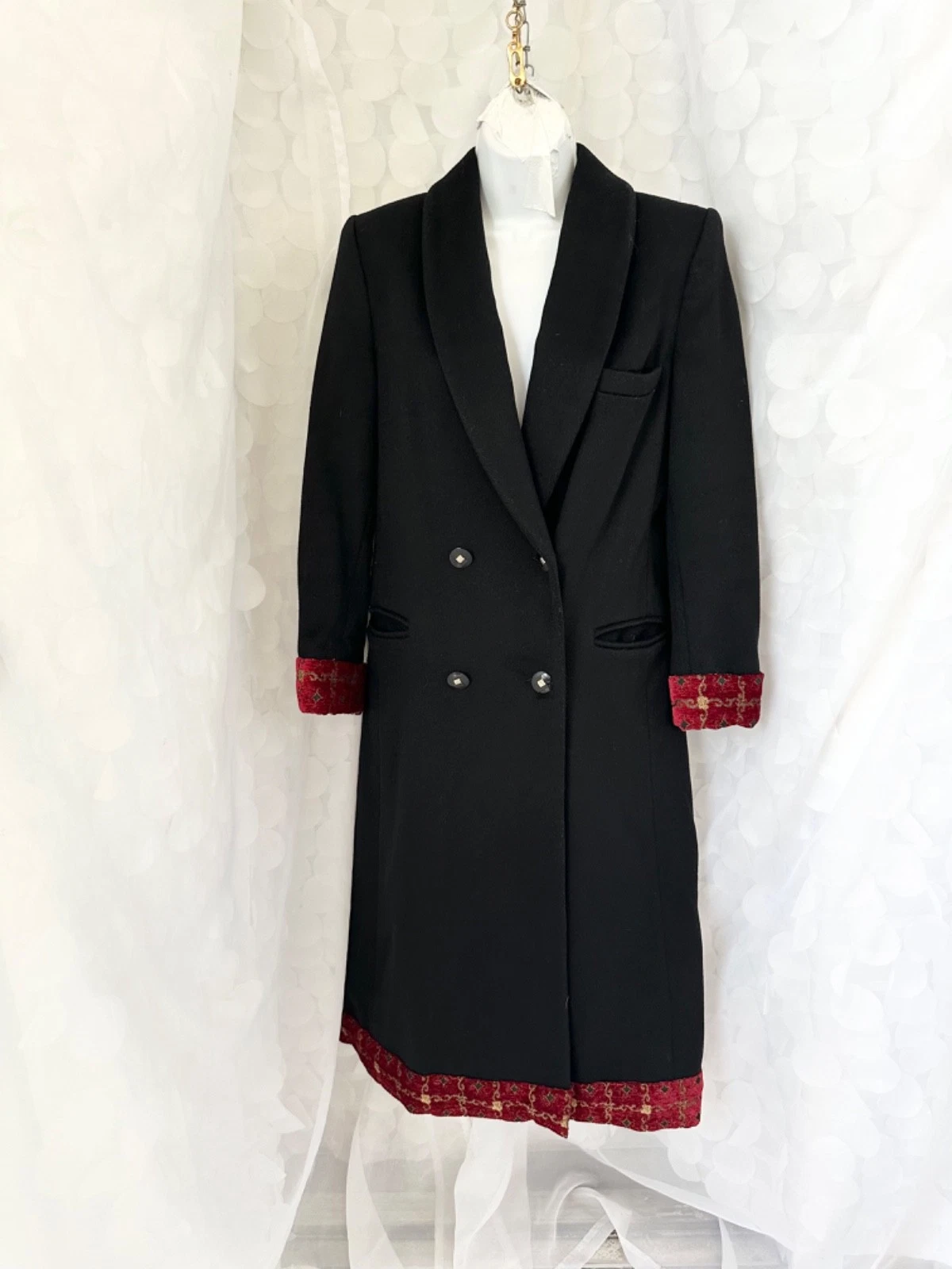 Vintage 90s 100% Wool Bert Newman Size 6 Petite Long Black womens Coat Red Trim.
