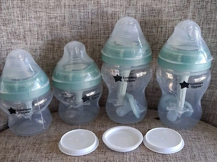 4 Pack Set/ Tommee Tippee Advanced Anti-Colic Baby Bottle/ 0m+/ Slow/ 9 oz/5 oz