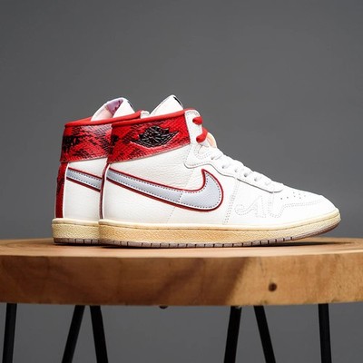 Awake NY x Nike Jordan Air Ship PE SP 'University Red'  EUR 44 US 10 VNDS