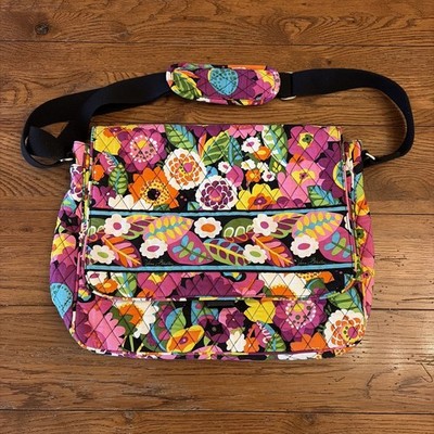 Vera Bradley Va Va Bloom RETIRED Quilted Messenger Bag-MINT