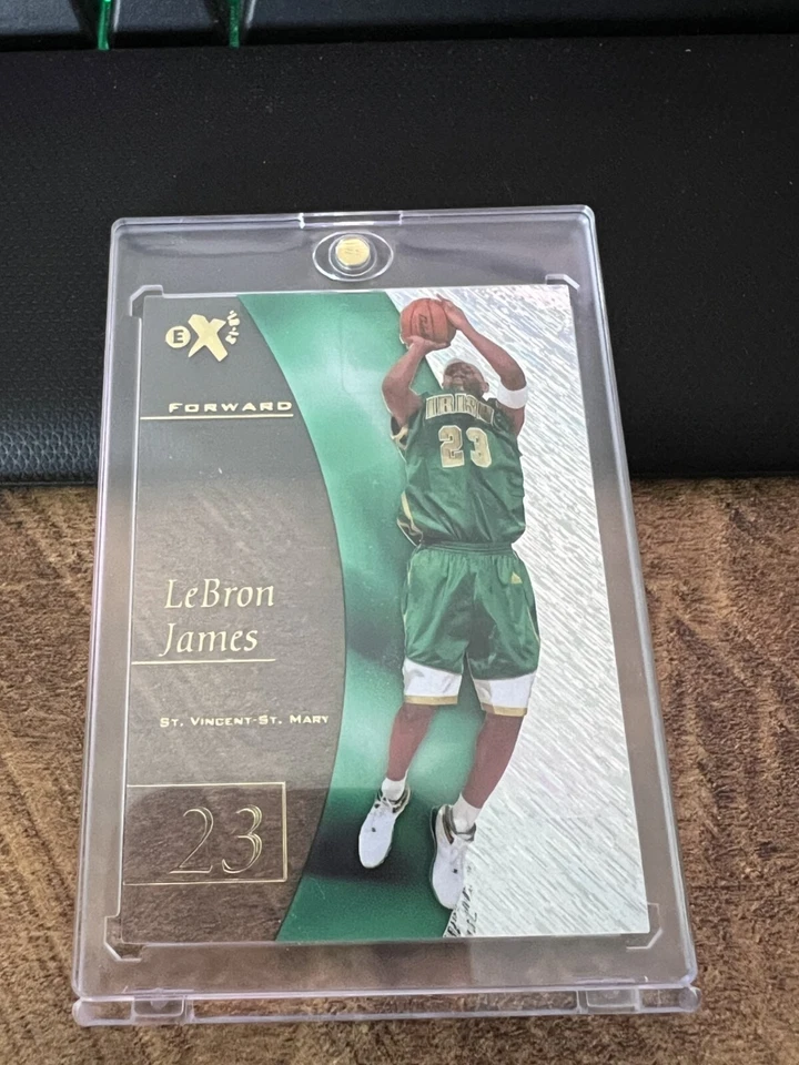 Fleer Retro 2012-13 - 1997-98 Fleer Ex2001 LeBron James #EX-42 Foto 2 de 4