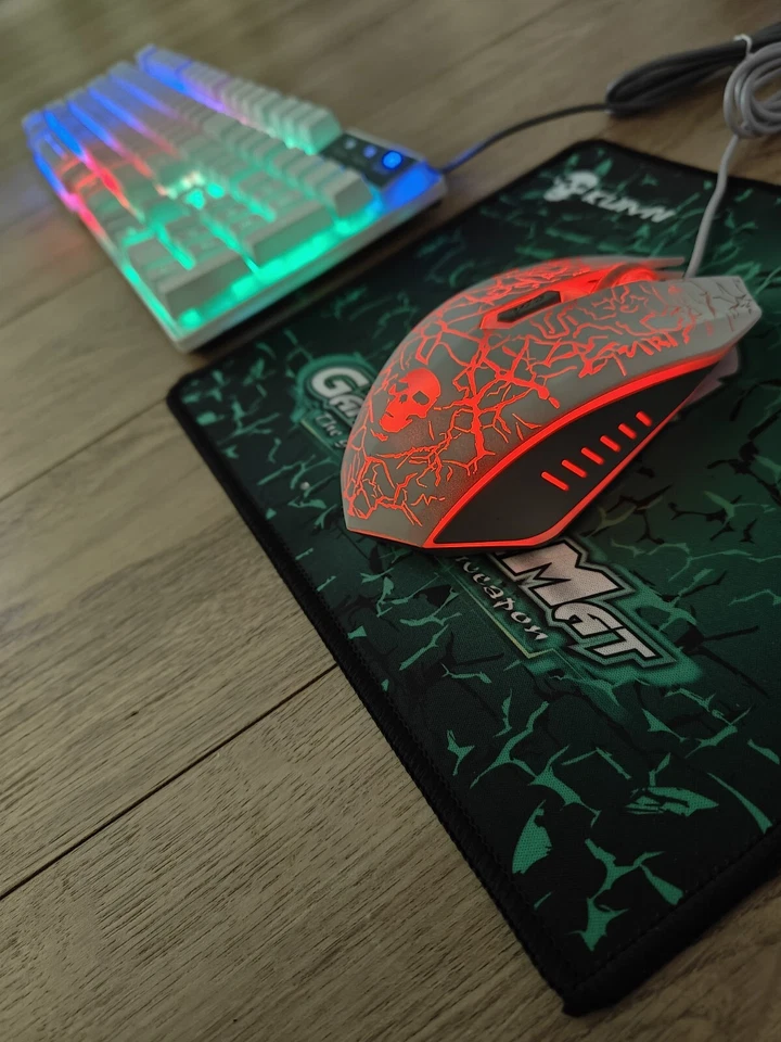 White USB Wired Gaming Keyboard And Mouse Set Combo RGB LED UK for PC, PS - Image 3 of 4