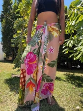 Hawaiian Design Sarong Pink Tropical Hibiscus Plumeria Luau Wrap Pareo Dress