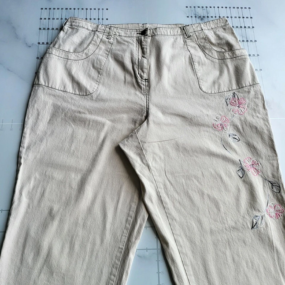 Denim & Co Pants Womens Size 2X  Beige Elastic Waist Stretch Light Floral Canvas - Image 2 of 4