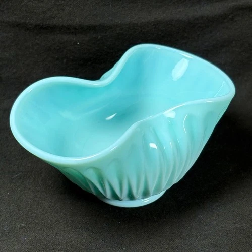 Fostoria Pansy Basket in Aqua Blue Milk Glass - Vintage 1950s