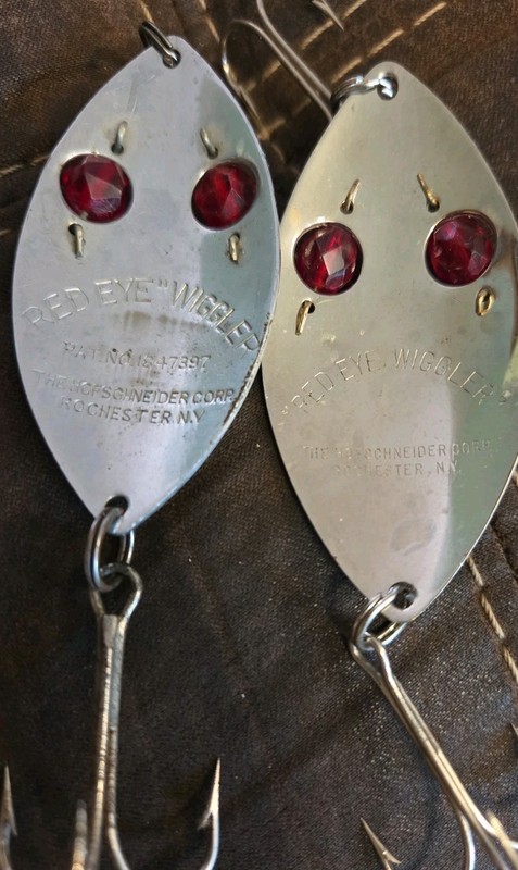 2 Red Eye Wiggler Junior Hofschneider Wiggler 5” Chrome & Red White Colors