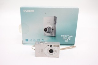 Canon IXUS 70 Digital Compact Camera Working w/ Canon 3x Optical Zoom Lens