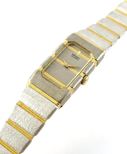 Vintage Seiko Silver with Gold Tone Quartz Petite Ladies Watch 2E20-5030