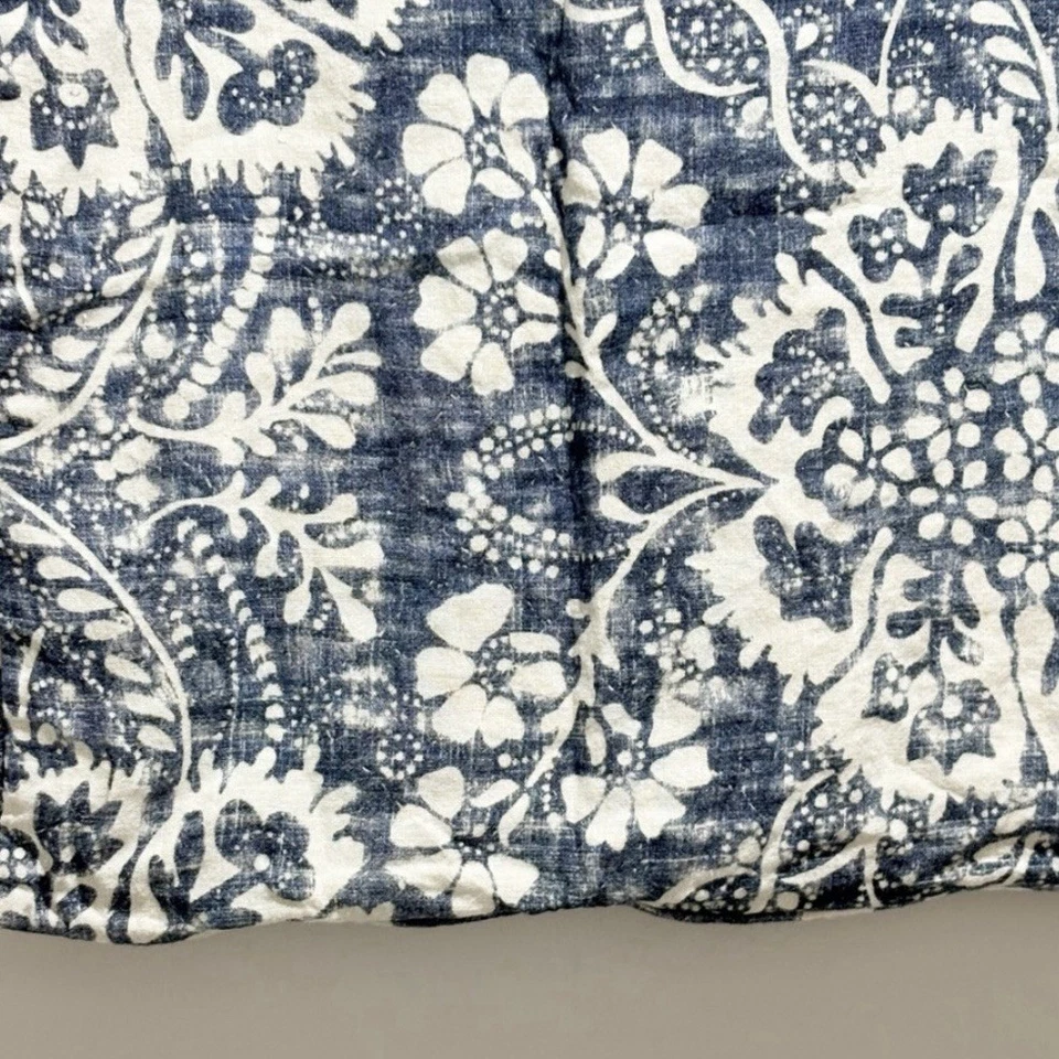 POTTERY BARN Indigo Blue Floral Linen BERNYCE Pillow Sham Zip Close 20” X 20” - Image 2 of 4
