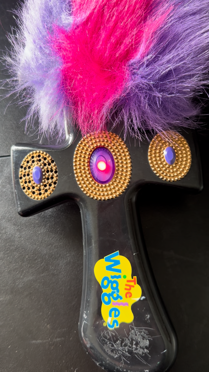 Vintage 2003 The Wiggles Captain Feather Sword Laughing Lights