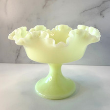   Vintage Fenton Custard Glass Ruffled Pedest...