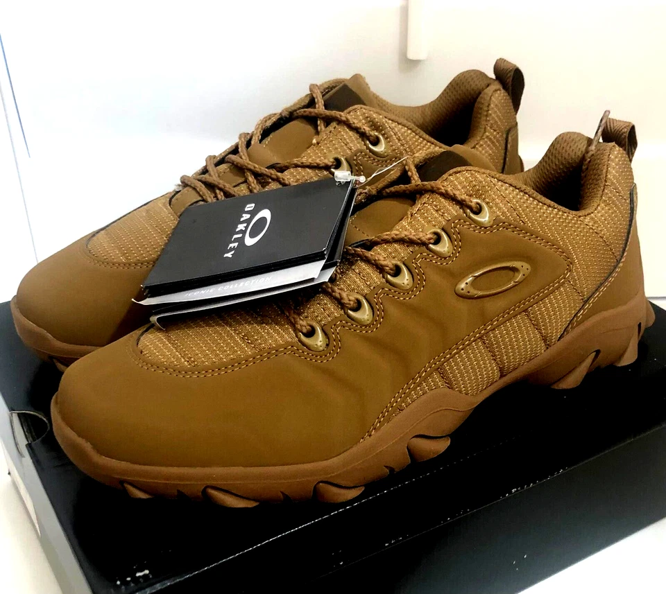 NEW OAKLEY TEETH XE SHOES Size 11 Cigar Brown Limited Edition Iconic All-Terrain - Image 3 of 4