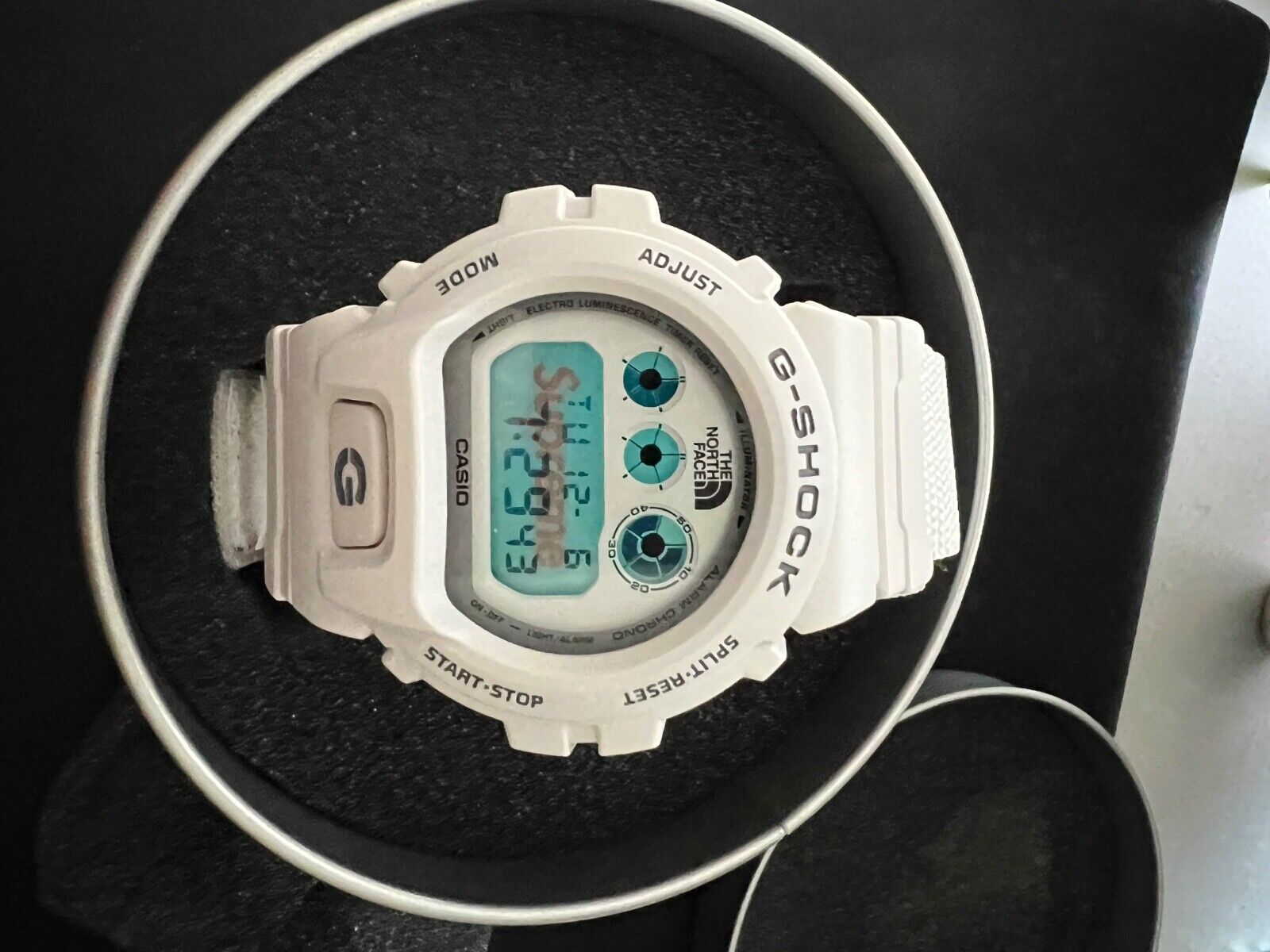 SUPREME x The North Face x G-Shock Watch - DW6900 - FW22 - WHITE